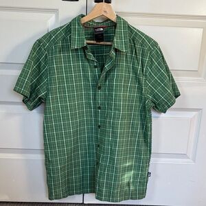 The North Face Green Plaid Short-Sleeve Button-Down Shirt
